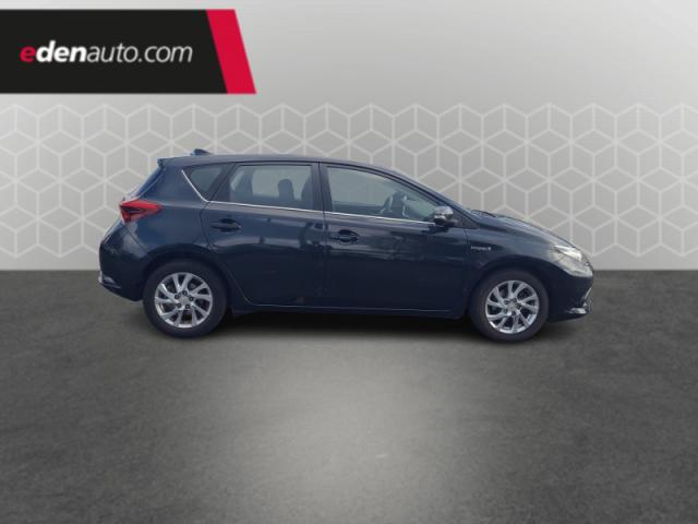 Toyota Auris image 2