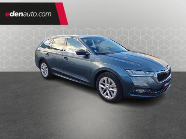 Skoda Octavia image 2