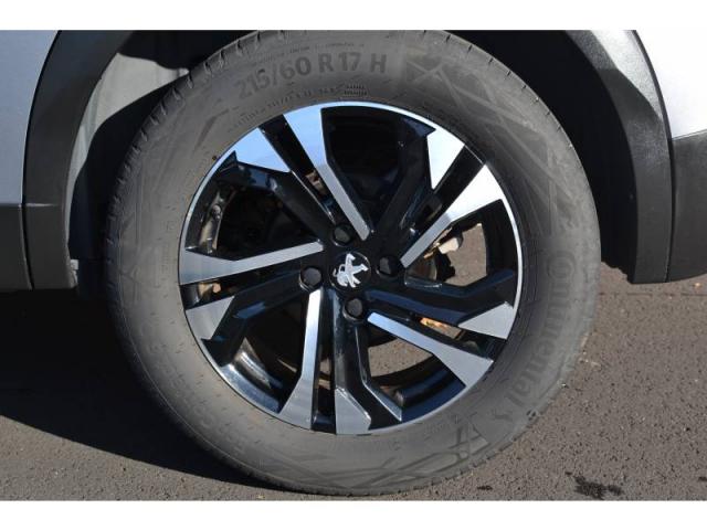 Peugeot 2008 image 4