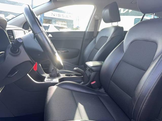 Kia Sportage image 6