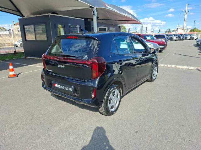 Kia Picanto image 6
