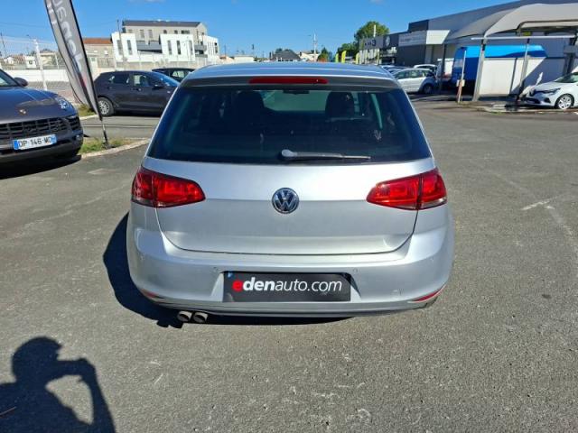 Volkswagen Golf image 9