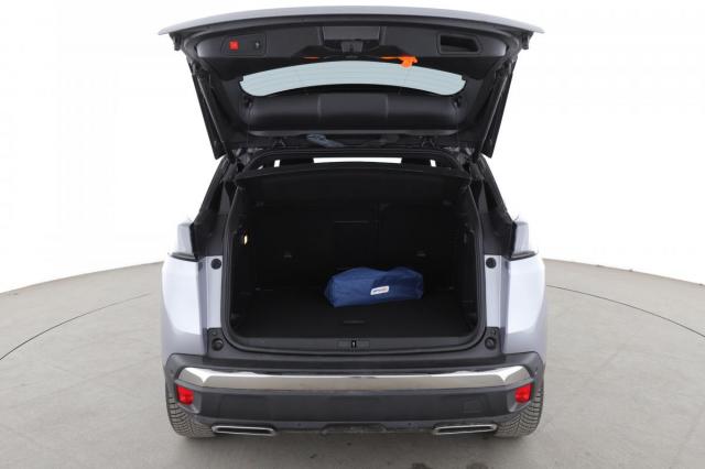 Peugeot 3008 image 2