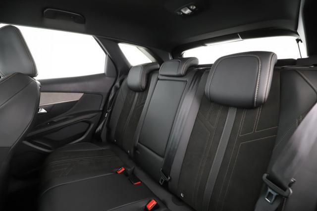 Peugeot 3008 image 8