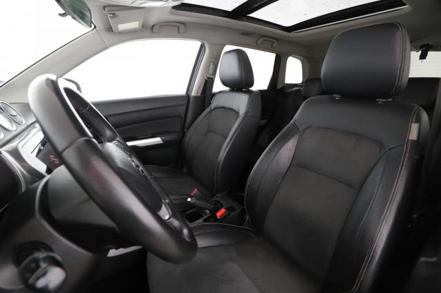 Suzuki Vitara image 4