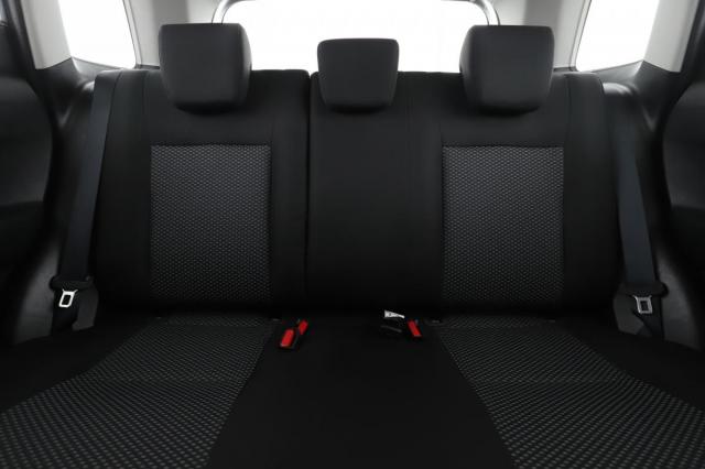 Suzuki Vitara image 1