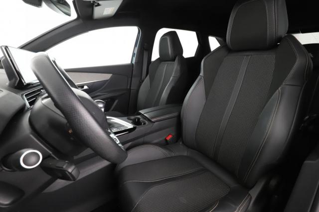Peugeot 3008 image 6