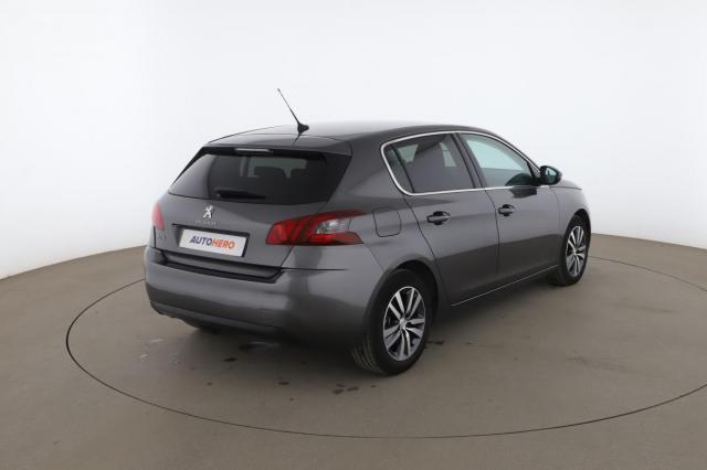 Peugeot 308 image 3