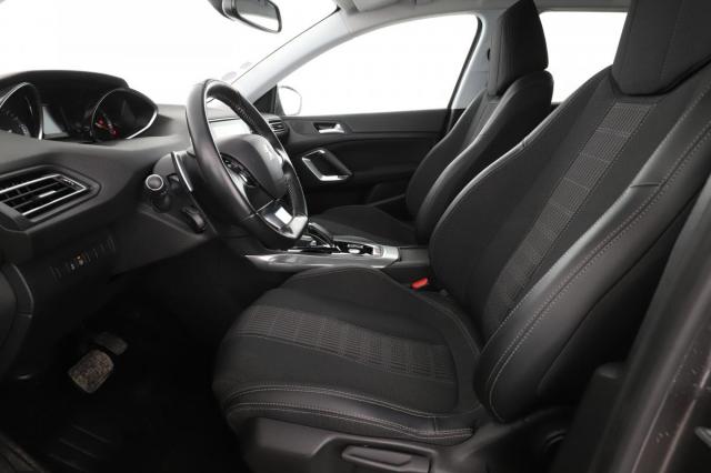 Peugeot 308 image 7