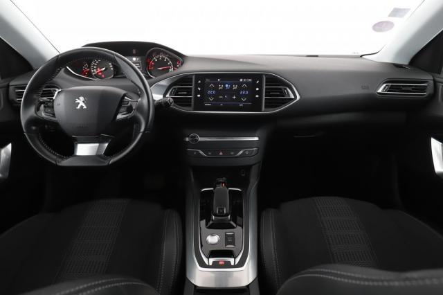 Peugeot 308 image 2