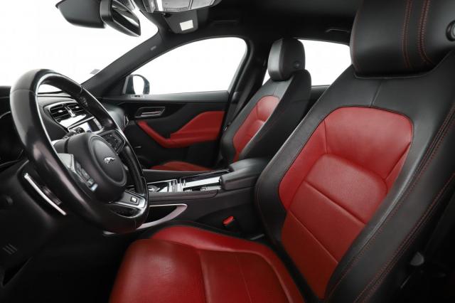 Jaguar F-Pace image 4