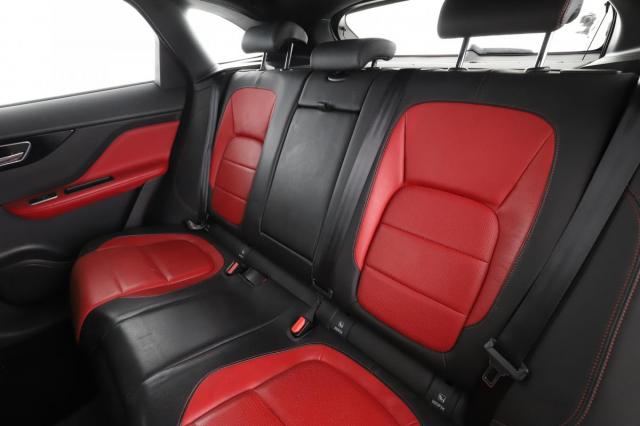 Jaguar F-Pace image 8