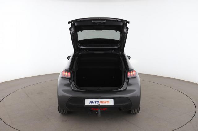 Peugeot 208 image 1