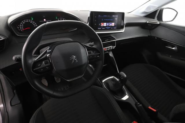 Peugeot 208 image 4