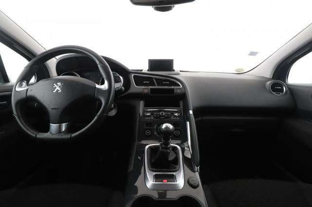Peugeot 3008 image 2