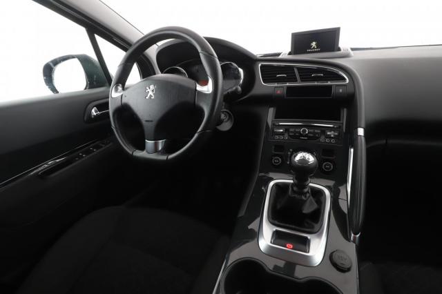 Peugeot 3008 image 9