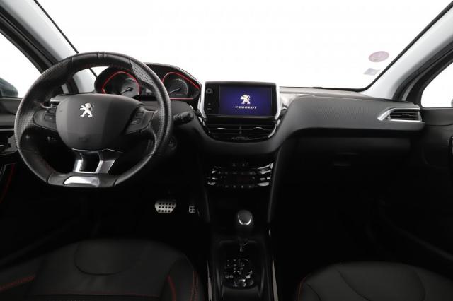 Peugeot 2008 image 7