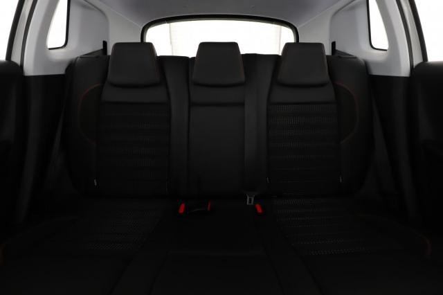 Peugeot 2008 image 3