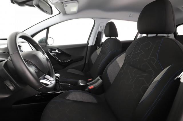 Peugeot 2008 image 4