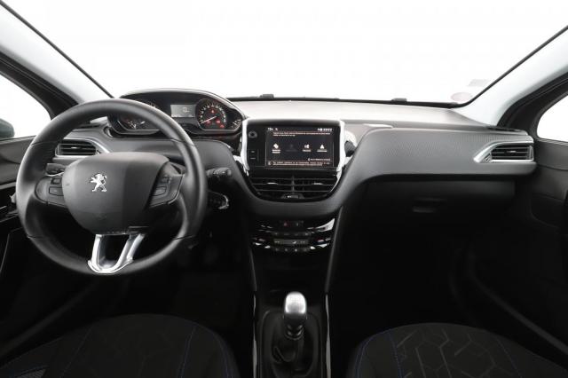 Peugeot 2008 image 5