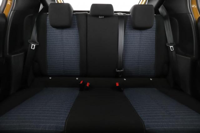 Peugeot 208 image 7