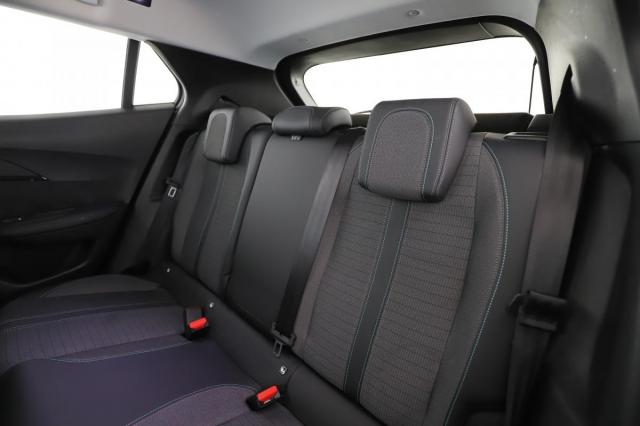 Peugeot 2008 image 9
