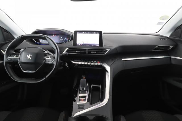 Peugeot 3008 image 3