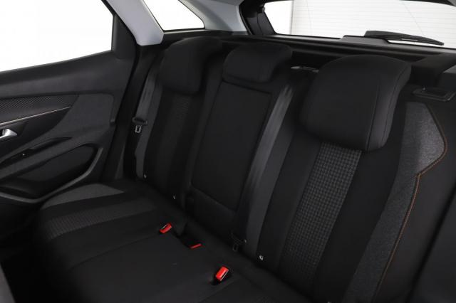 Peugeot 3008 image 7