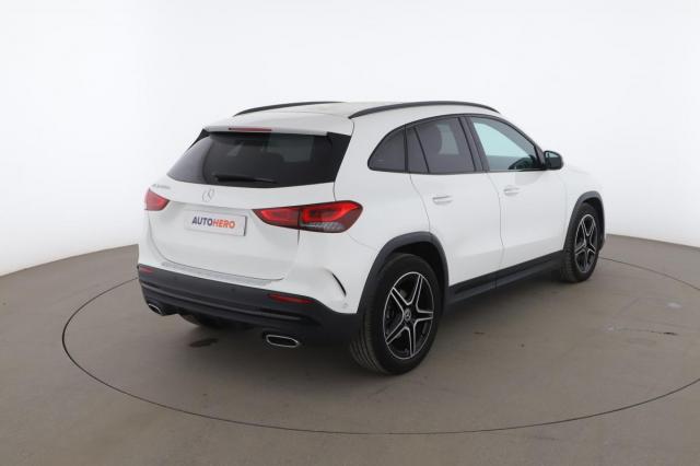 Mercedes Benz Gla image 5