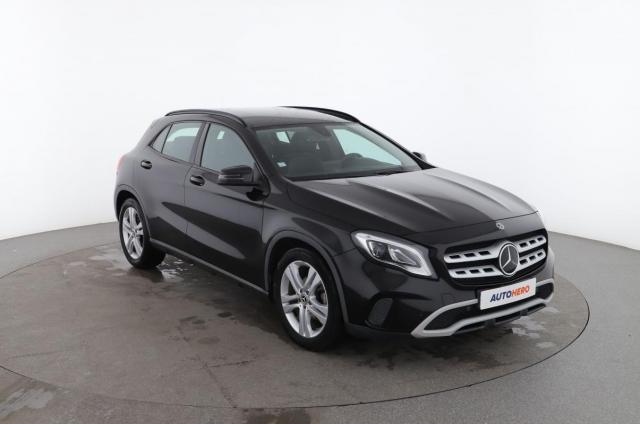 Mercedes Benz Gla image 1