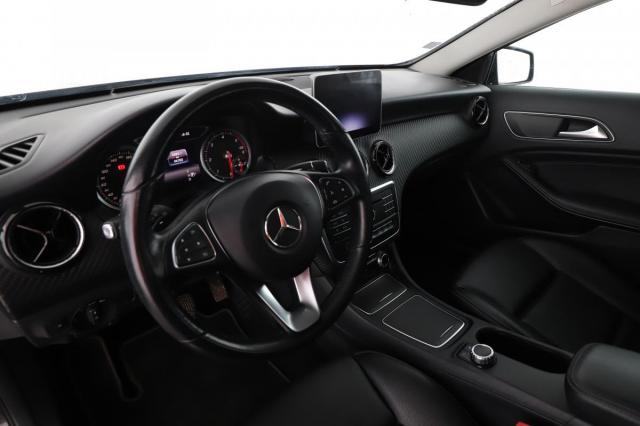 Mercedes Benz Gla image 4