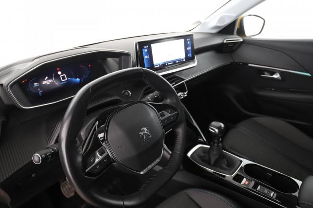 Peugeot 208 image 5