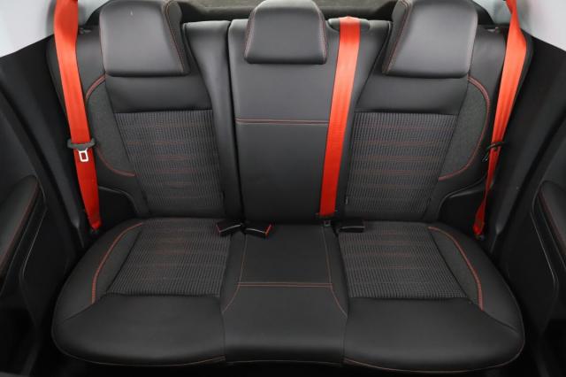 Peugeot 208 image 4