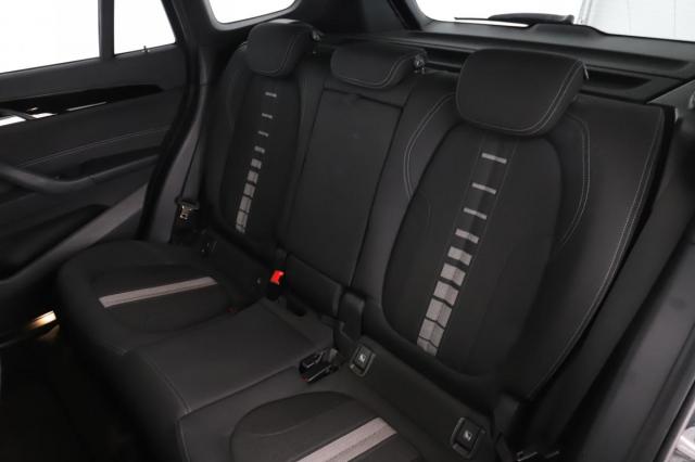 Bmw X1 image 6