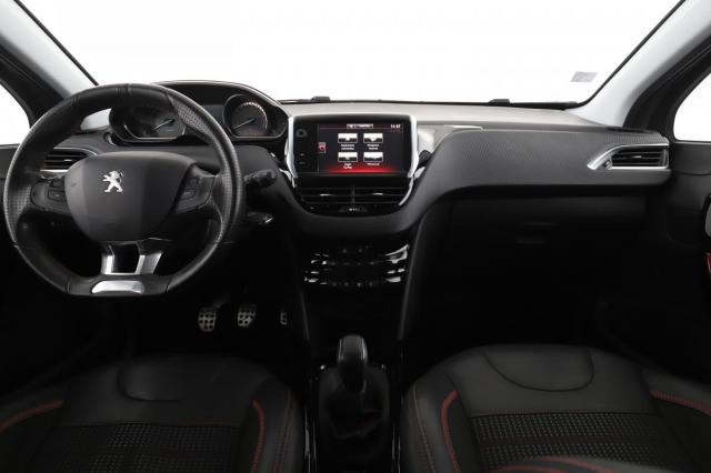 Peugeot 2008 image 5