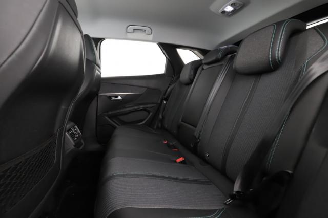 Peugeot 3008 image 6