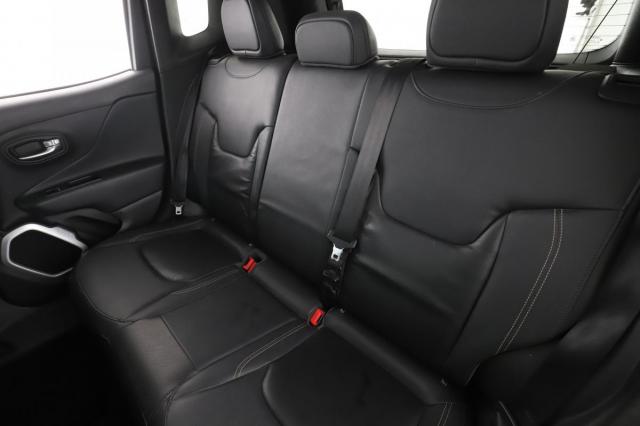 Jeep Renegade image 7