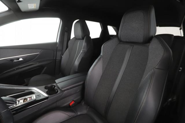 Peugeot 3008 image 7