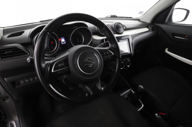 Suzuki Swift image 2