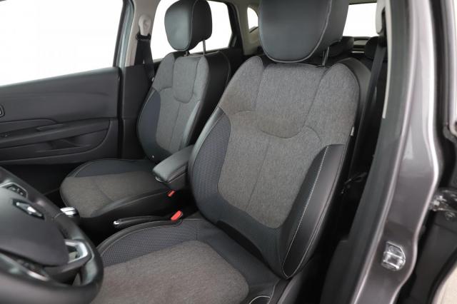 Renault Captur image 6
