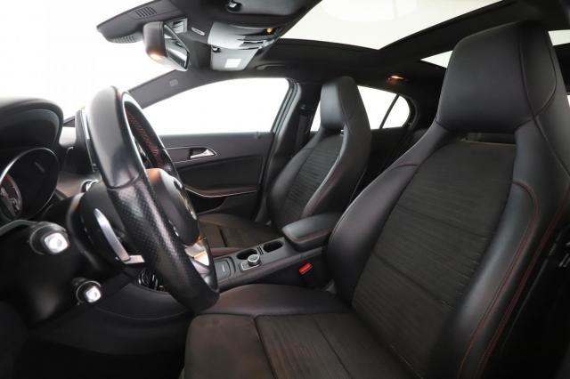 Mercedes Benz Gla image 4
