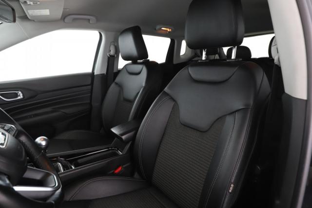 Jeep Compass image 7