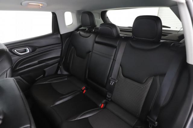Jeep Compass image 9