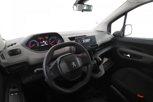 Peugeot Rifter image 3
