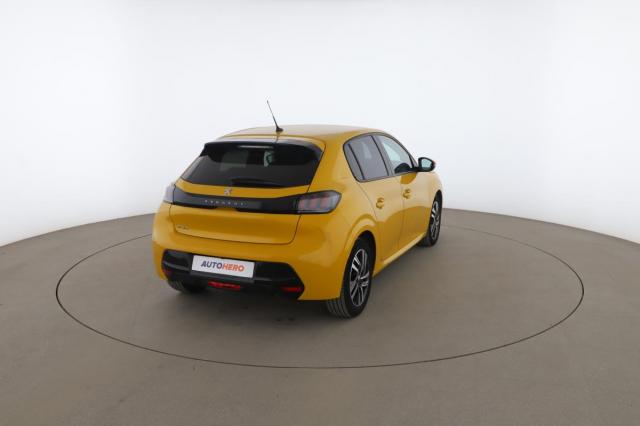 Peugeot 208 image 5