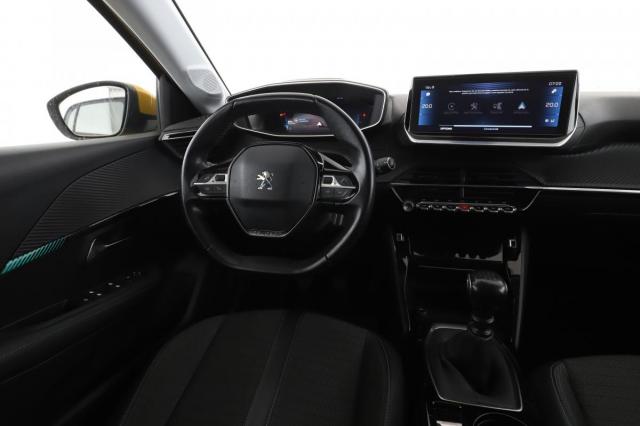 Peugeot 208 image 9