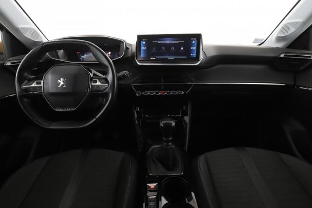 Peugeot 208 image 8