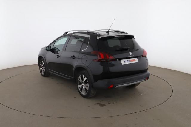 Peugeot 2008 image 2