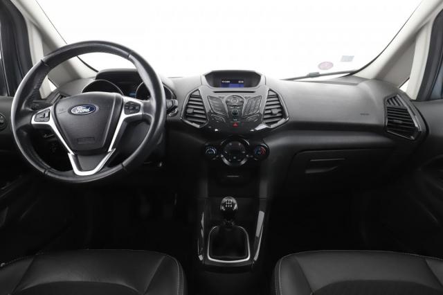 Ford Ecosport image 8