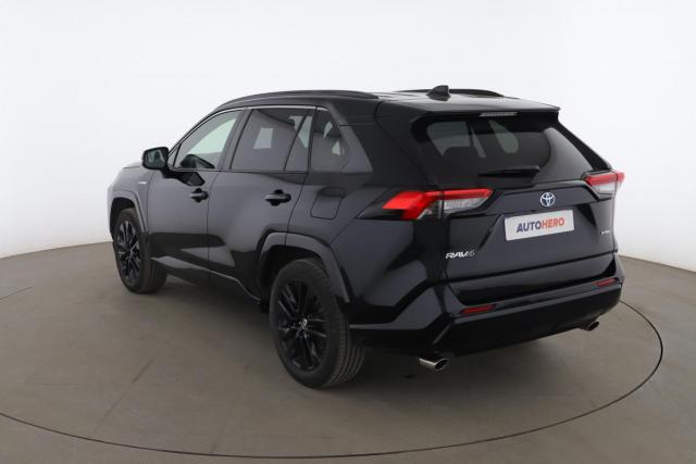 Toyota Rav4 image 2